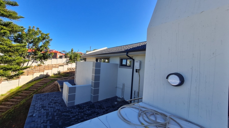 3 Bedroom Property for Sale in Dana Bay Western Cape